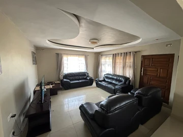 Stunning 4-Bedroom House in Madokero with Solar & Modern Features!