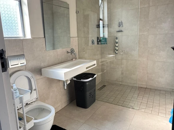 3 Bedroom Garden Flat