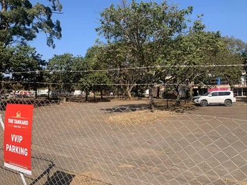 Commercial & Industrial Land