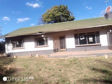 Renovators' Dream Home in Mabelreign Cotswold Area
