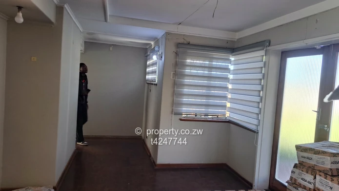 Hillside 3 bedroom house to rent as offices 