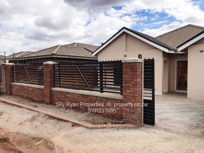 Falcon Park, Ashdown Park, House For Sale