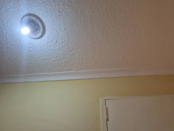 2 Bedroom Flat & Apartment