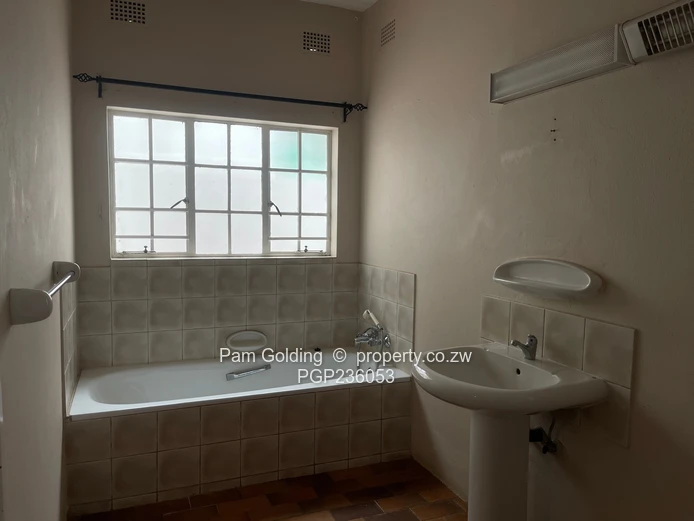 3 Bedroom Townhouse Available For Rent