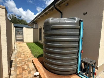 3 Bedroom Flat & Apartment