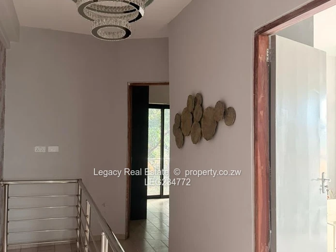 Modern Borrowdale Duplex – Prime Crowhill Location.