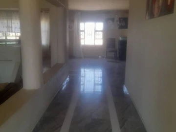 Farm & Agricultural Land