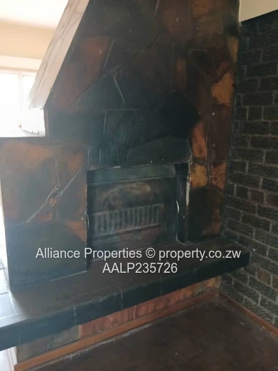 Duplex Investment: 3-Bed Unit with Garage & Deeds in Central Avenues Location