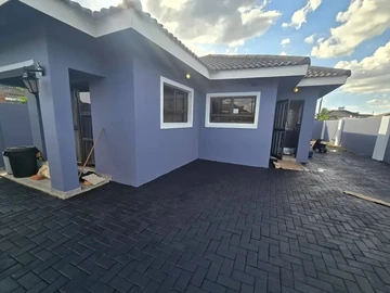 3 Bedroom Townhouse Complex