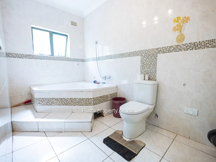 Monavale - Expansive Split-Level Family Home