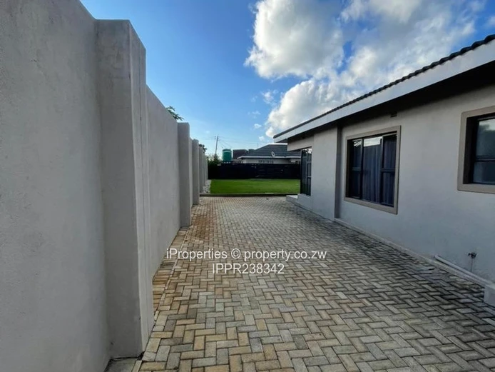 Elegant 5-Bedroom Home for Rent – Borrowdale Pomona