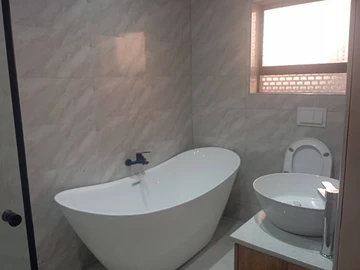 3 Bedroom Garden Flat