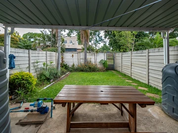 2 Bedroom Garden Flat