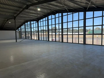 Warehouse & Factory