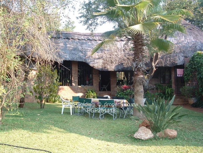 Charming Family Home In Victoria Falls Town (Sole Mandate)