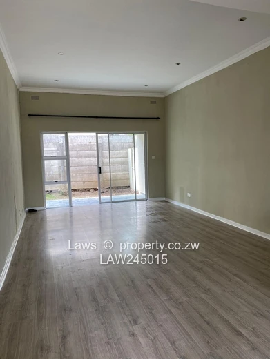 Newlands Flat to Let