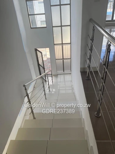 Newlands Townhouse To Let