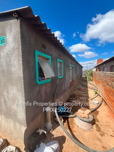 Chitungwiza Unit P Ext House for Sale