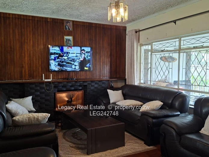 Well-Maintained 3 Bedroom Home on 998sqm Stand