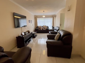 3 Bedroom Garden Flat