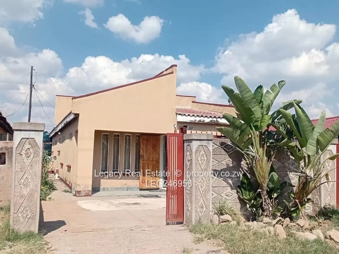 St Mary’s Solid 3-Bedroom House For Sale In Chitungwiza