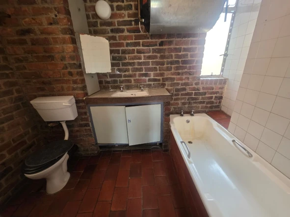 2 Bedroom Garden Flat
