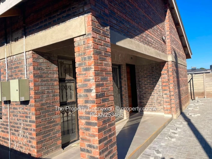 Modern 3-Bedroom Executive Apartment in Tynwald – Prestigious Gated Community