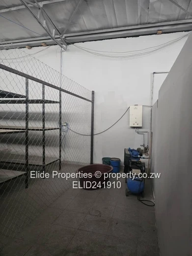Msasa, Harare East: 350m² Warehouse/Factory – Shelving & Toilets (Sole Mandate)