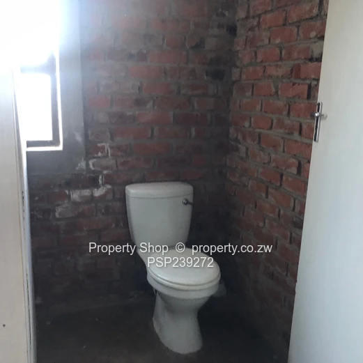 Prime Retail/Wholesale Space To Let Harare Drive!