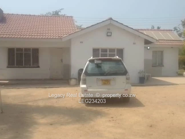 Norton Galloway Spacious Property on 3,420sqm