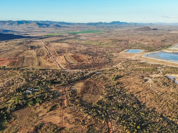 Farm & Agricultural Land