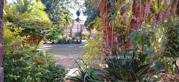 Elegant 3 bedroom Duplex Townhouse (Sole Mandate)