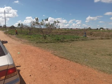 Commercial & Industrial Land