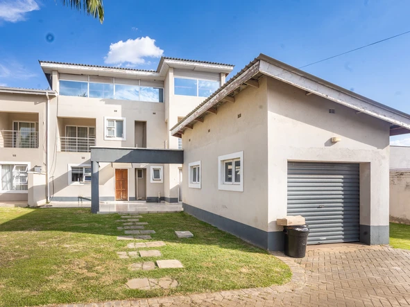 3 Bedroom Townhouse Complex