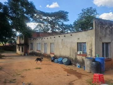 5 Bedroom House