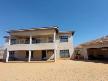5 Bedroom House