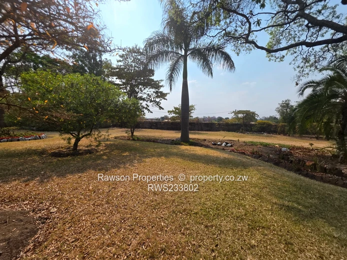 Opportunity to build your dream home. (Sole Mandate)