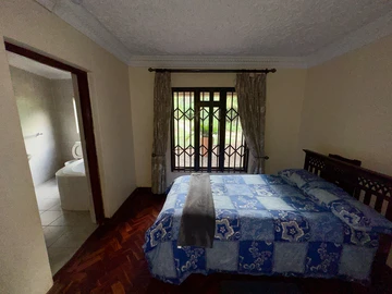 Elegant Family Home with Luxurious Amenities in  Chisipite