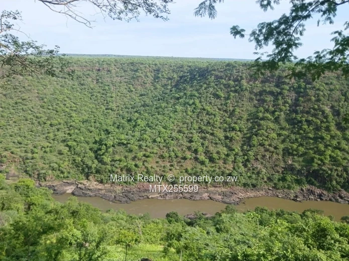 Gorge Facing Land for Sale in Victoria Falls 
