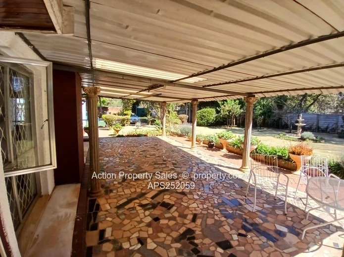 4 Bedroom House In Mount Pleasant! 