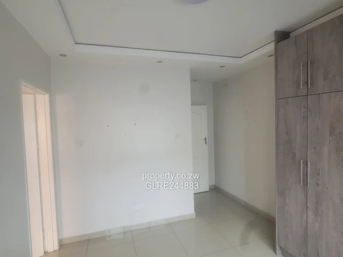 Freshly Renovated 3-Bed with Borehole in Madokero