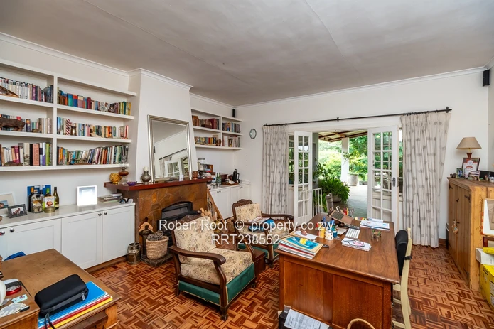 Tranquil Garden Living - 10,430 Sqm In Umwinsidale