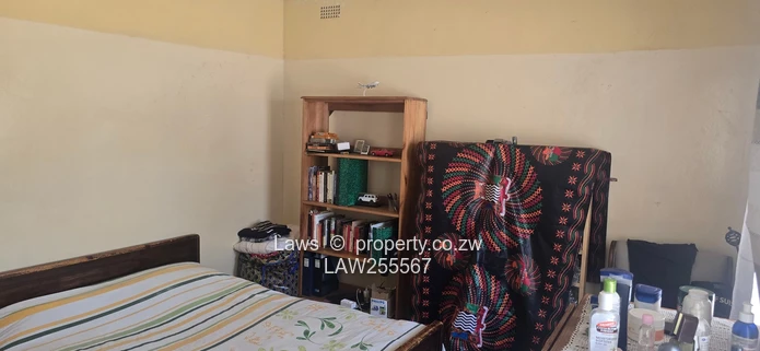 Neat Starter Home in Ashdown Park