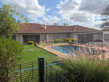 6 Bedroom House