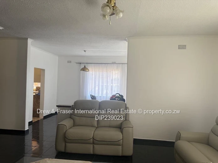 Upper Hillside Harare East Property available for rent as both commercial or residential $1350