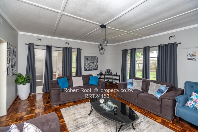 Spacious Family Living In Greendale on 3778 sqm 