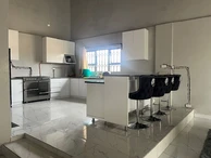 Farm & Agricultural Land