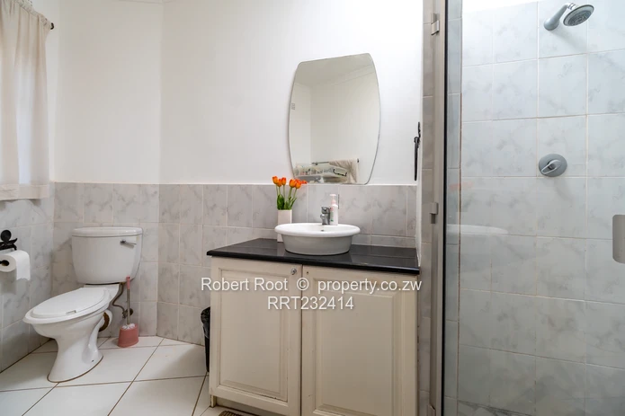 Exquisite family home up for grabs!