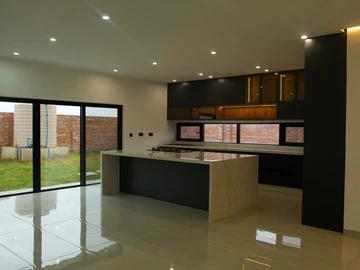 2 Unit Townhouse Complex