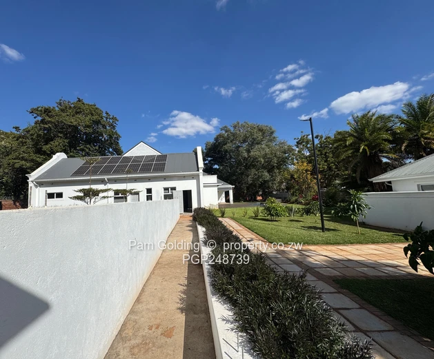Fully Furnished Upmarket Townhouse - Vainona 